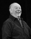 Il “Mistero buffo” di Dario Fo all’Arena Flegrea di Napoli